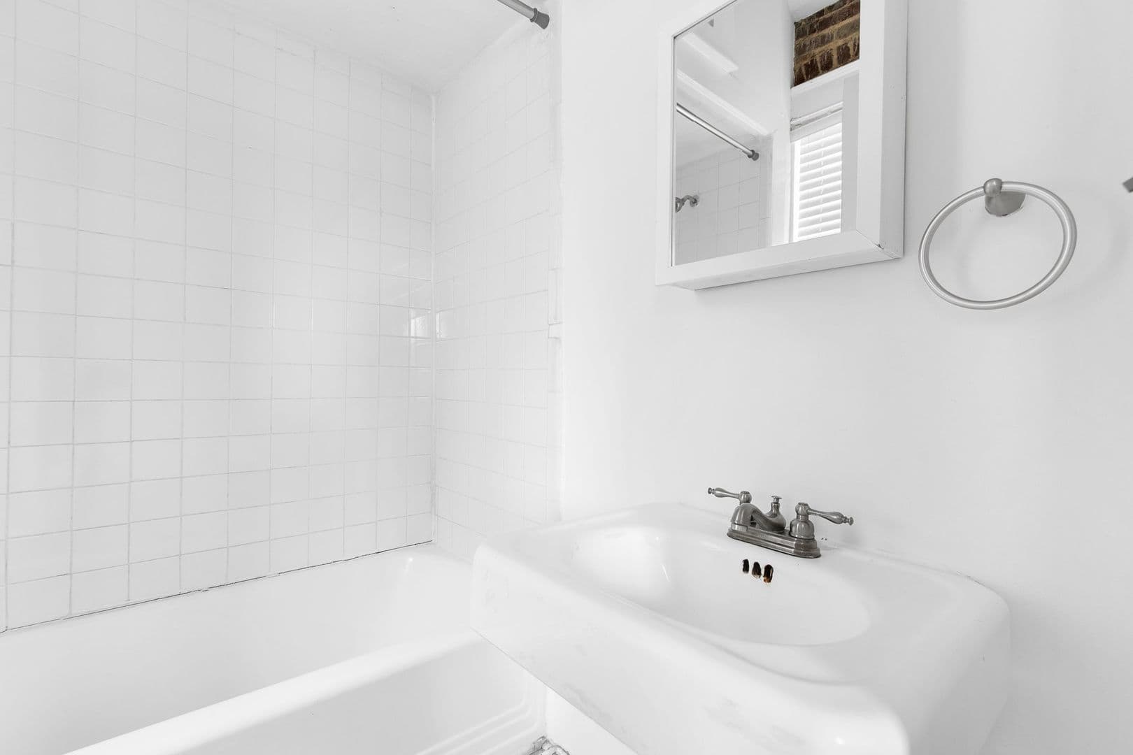 Birmingham Apartment: 2030 Highland Ave S