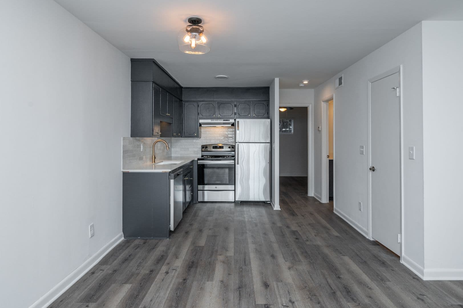 Birmingham Apartment: 3314 Cliff Road S