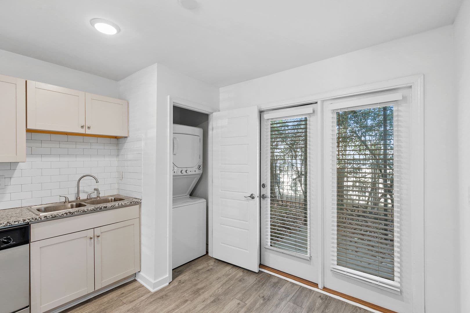 Birmingham Apartment: 685-691 Idlewild Circle