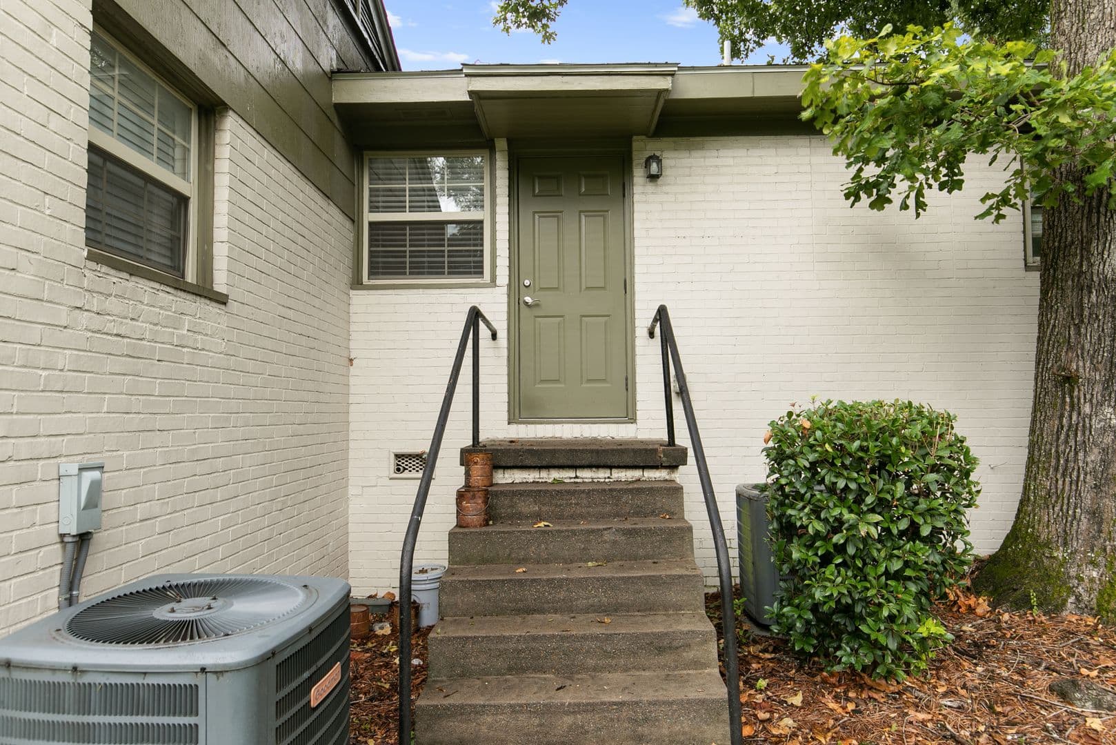 Birmingham Apartment: 731 16th Ave S