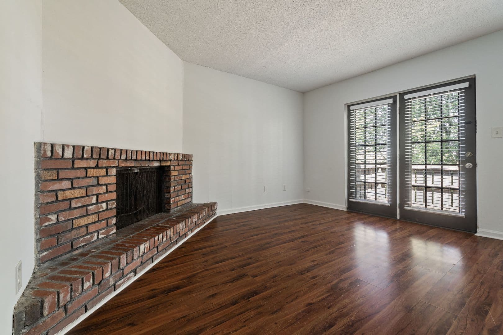 Birmingham Apartment: 1200 18th Ave S
