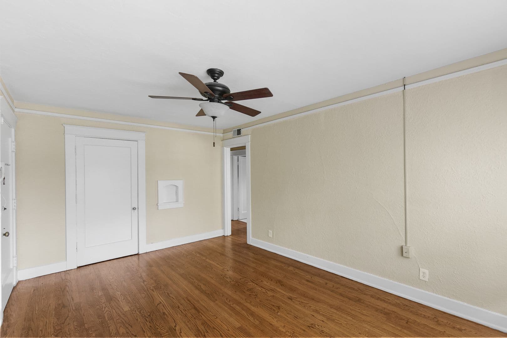 Birmingham Apartment: 633 Idlewild Circle