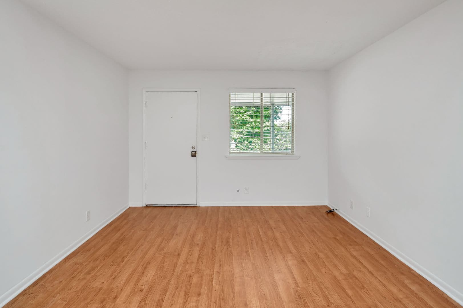 Birmingham Apartment: 1620 11th Place S