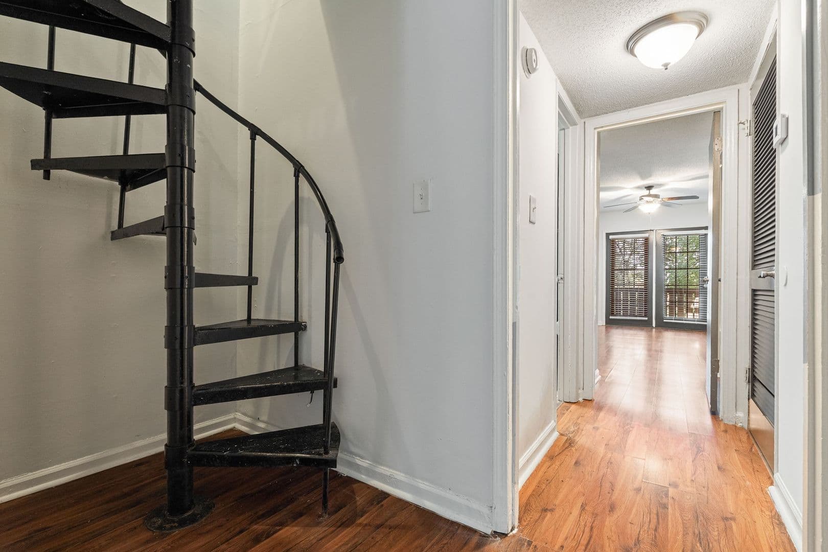 Birmingham Apartment: 1200 18th Ave S