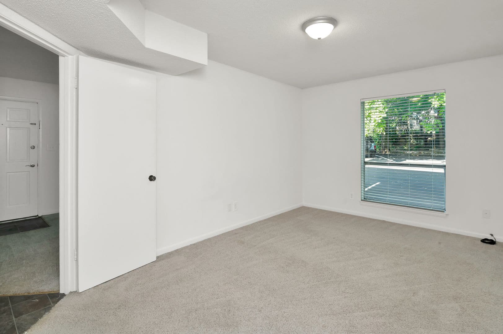Birmingham Apartment: 1640-1644 12th Street S