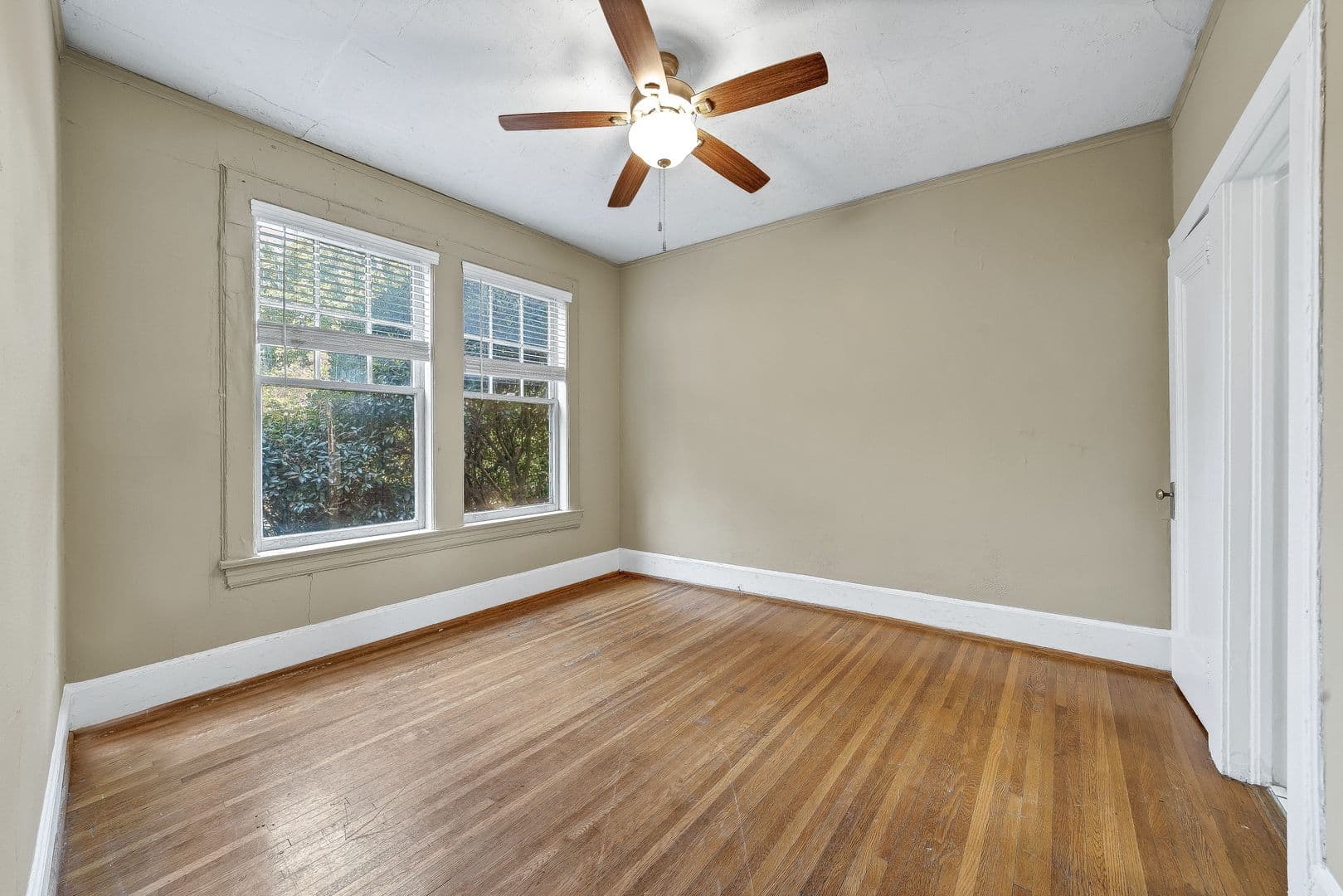 Birmingham Apartment: 1223 29th St S