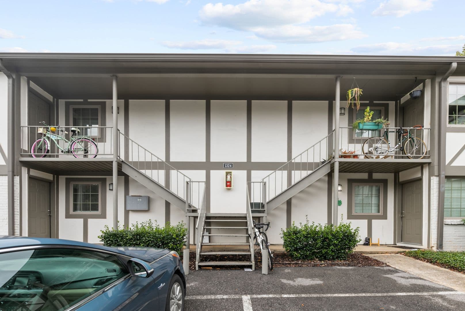 Birmingham Apartment: 1322 15th Ave S