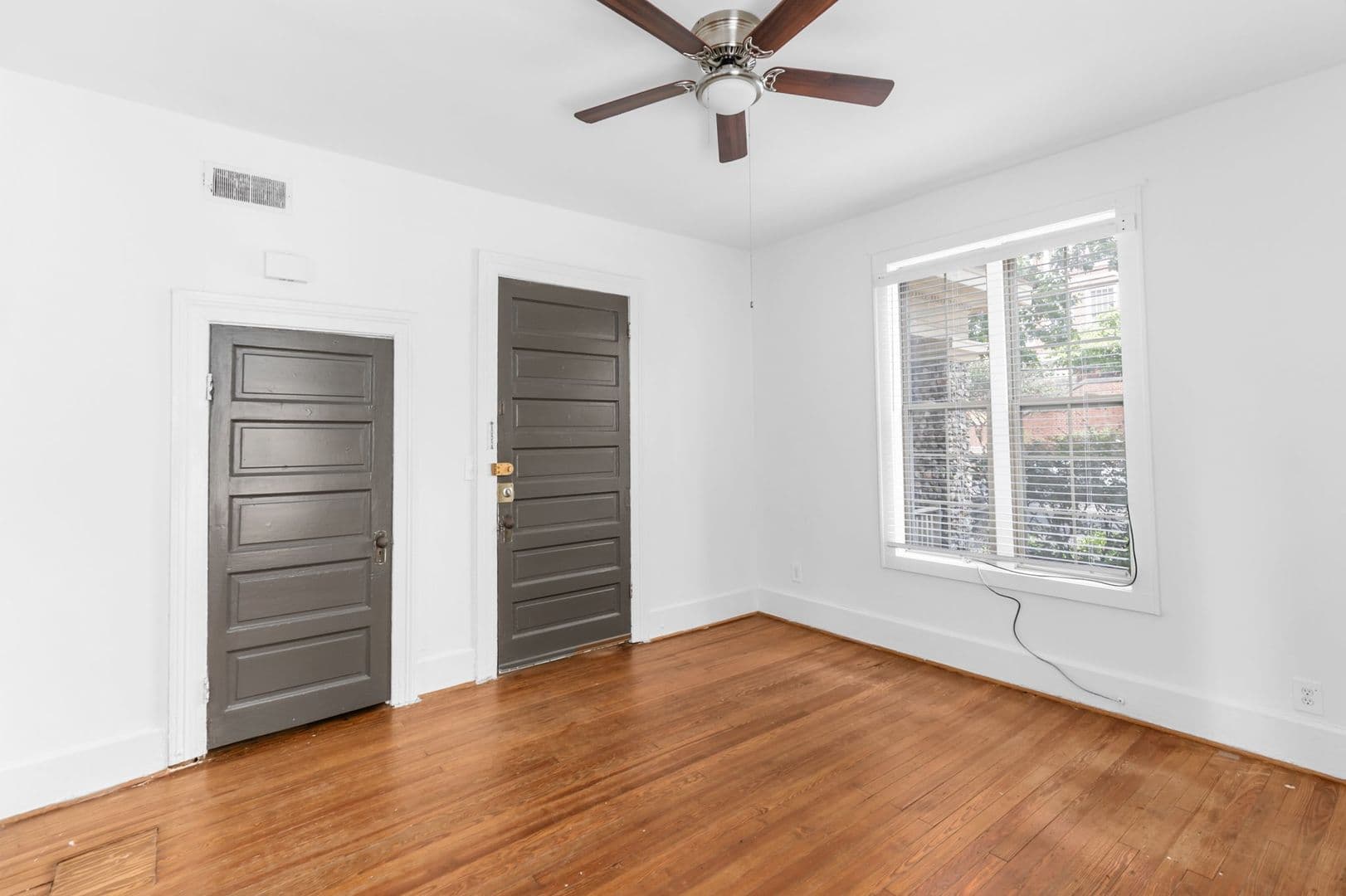 Birmingham Apartment: 1745-1747-1749-1751-1753-1755 13th Ave S
