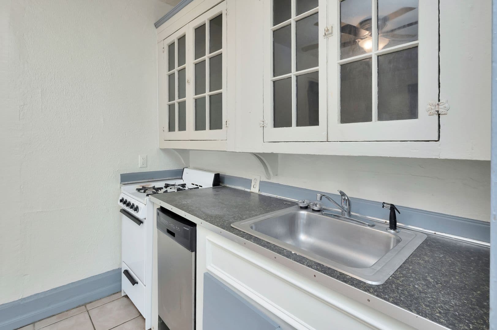 Birmingham Apartment: 1141 14th Street South