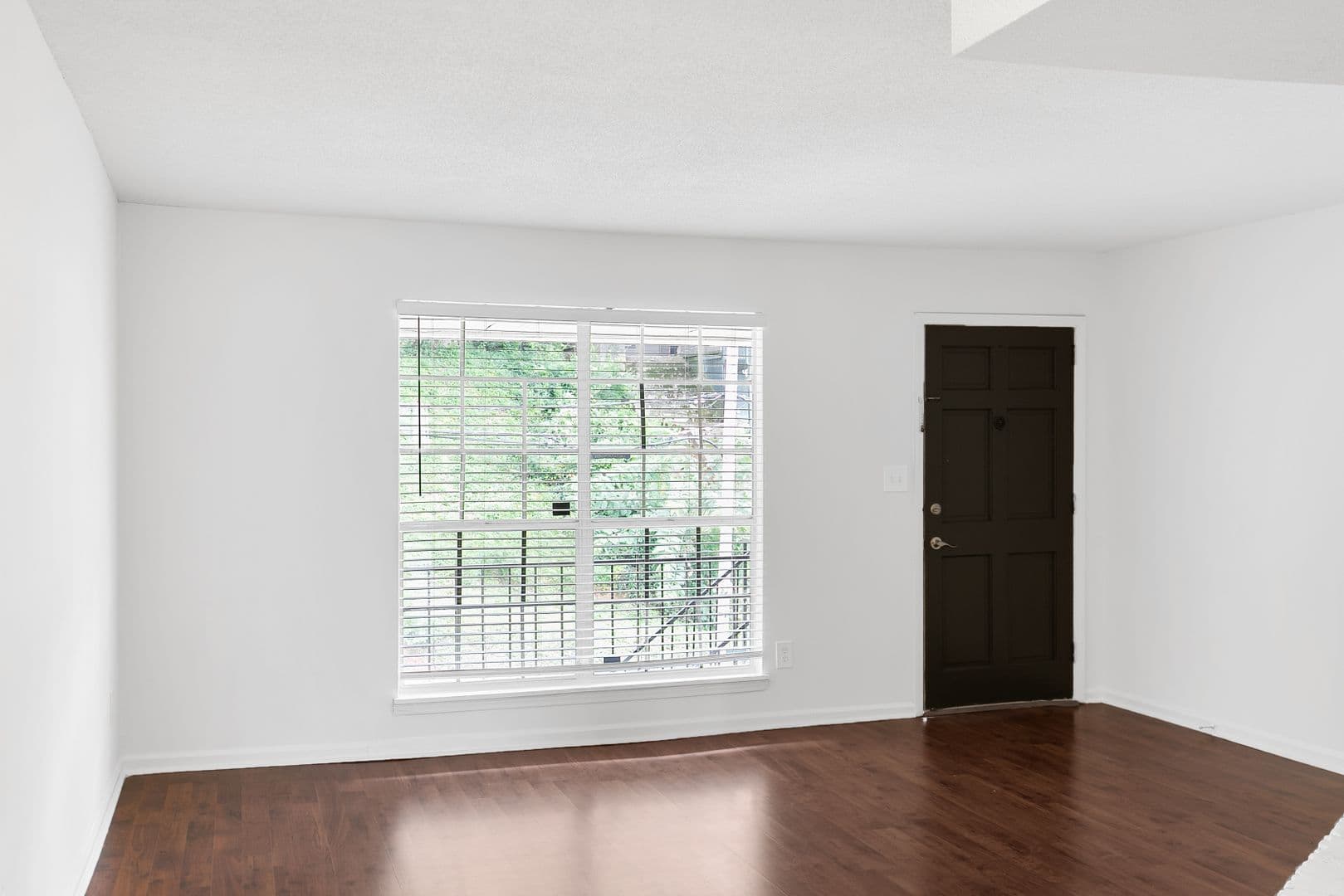 Birmingham Apartment: 1200 18th Ave S
