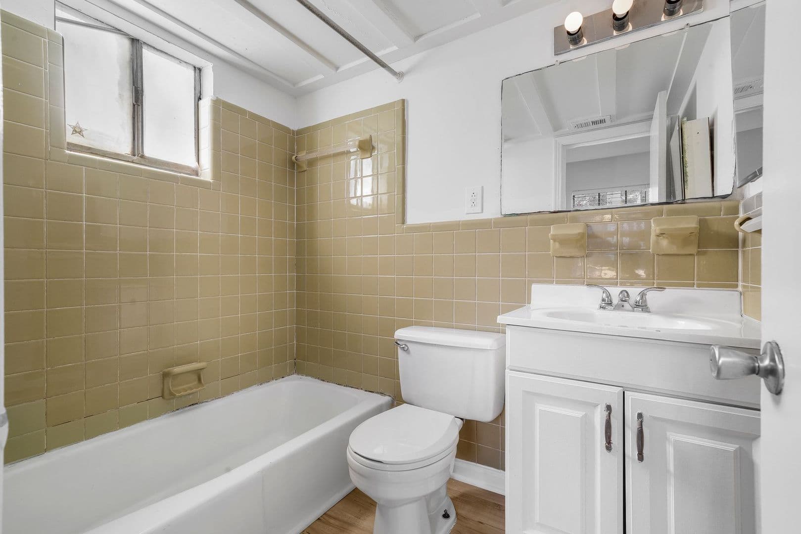 Birmingham Apartment: 1316 33rd St S