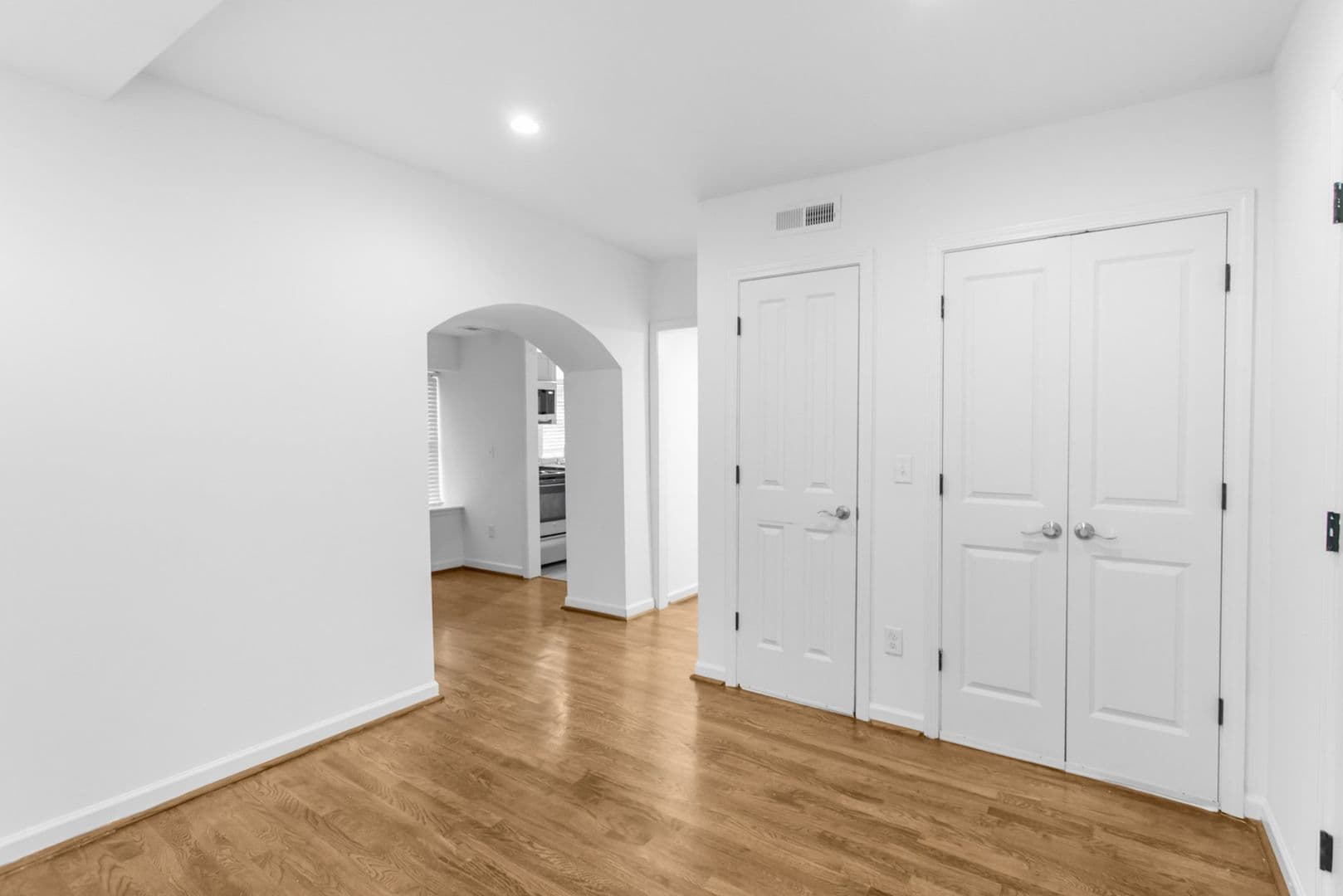 Birmingham Apartment: 1855 16th Ave S