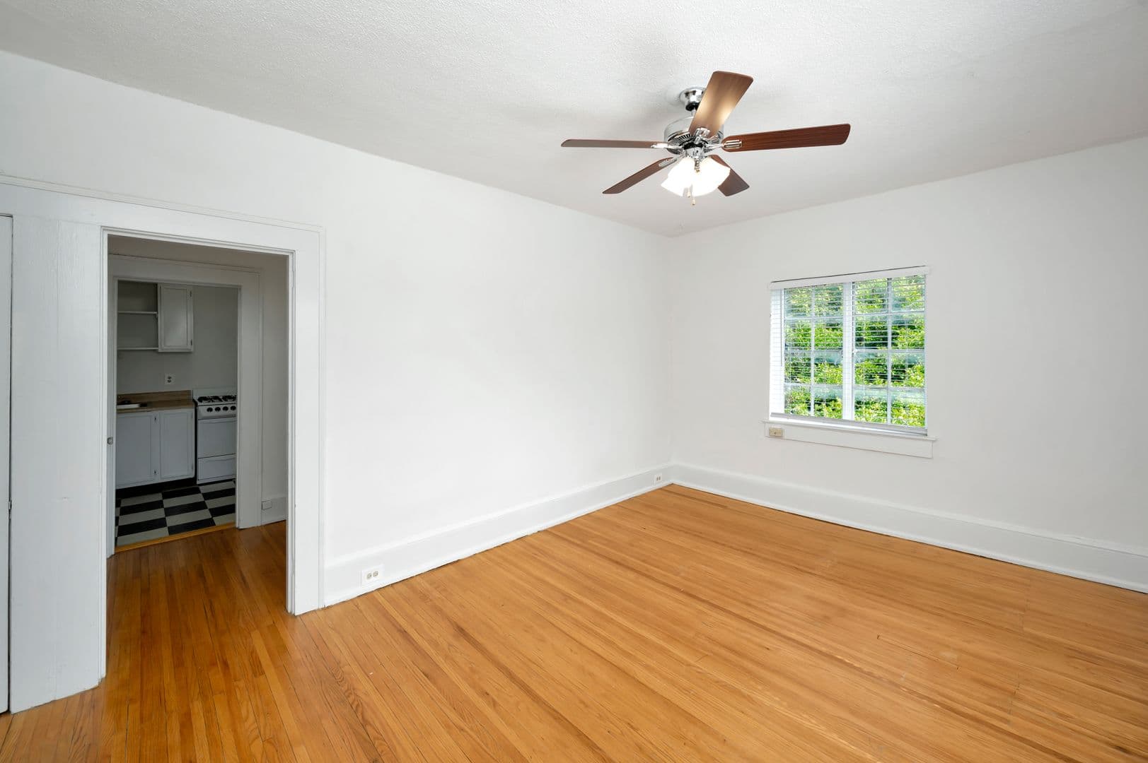 Birmingham Apartment: 1226-1228 29th Street South