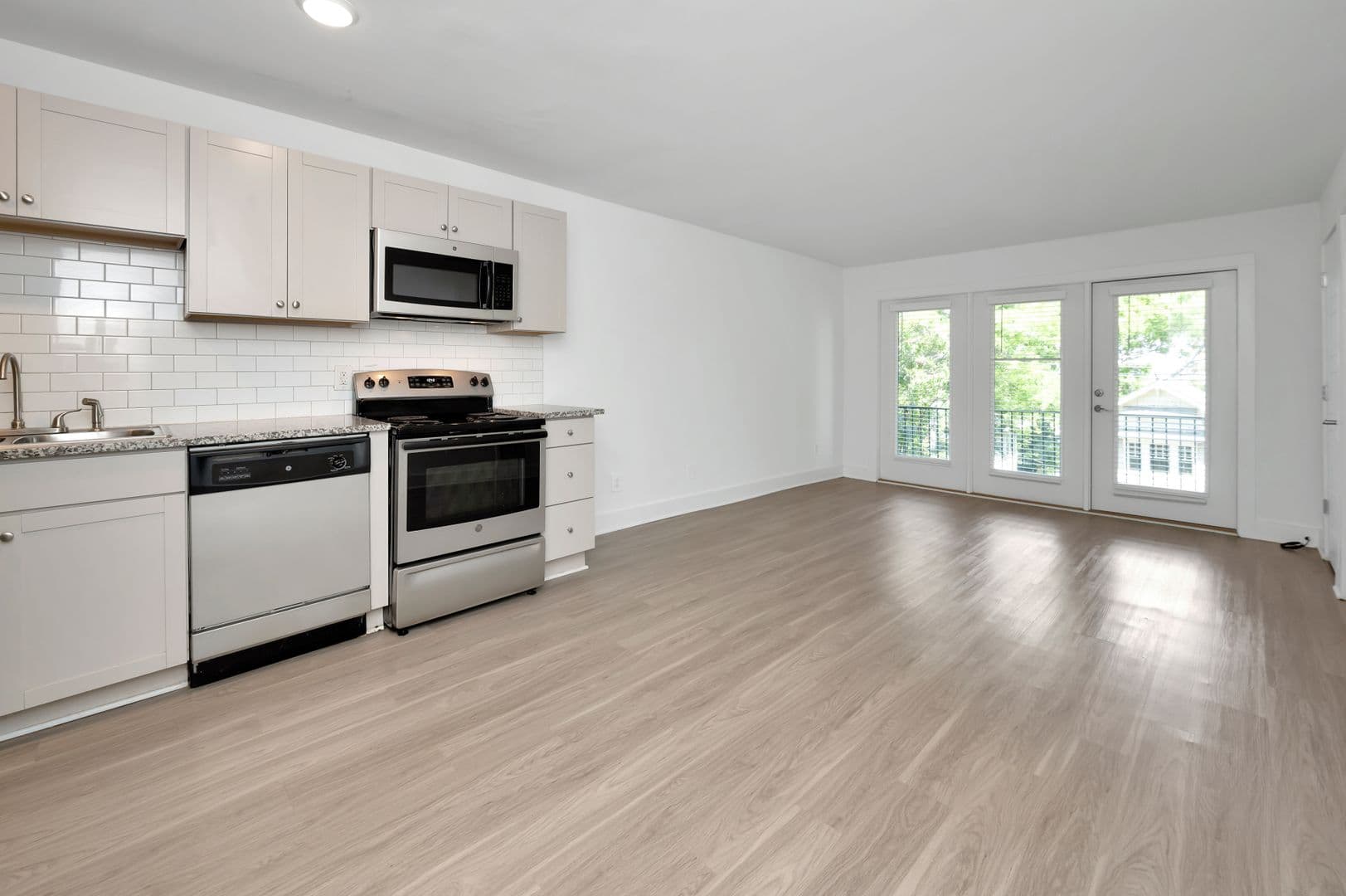 Birmingham Apartment: 1501 16th Ave S