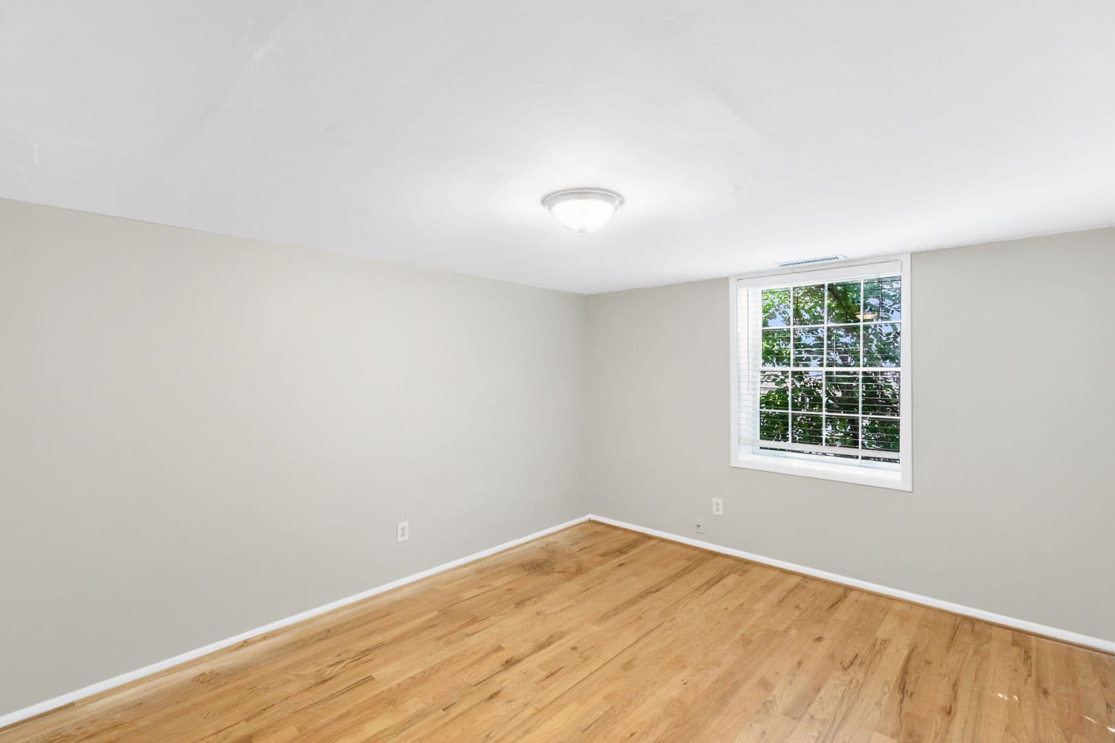 Birmingham Apartment: 1334 34th Street South