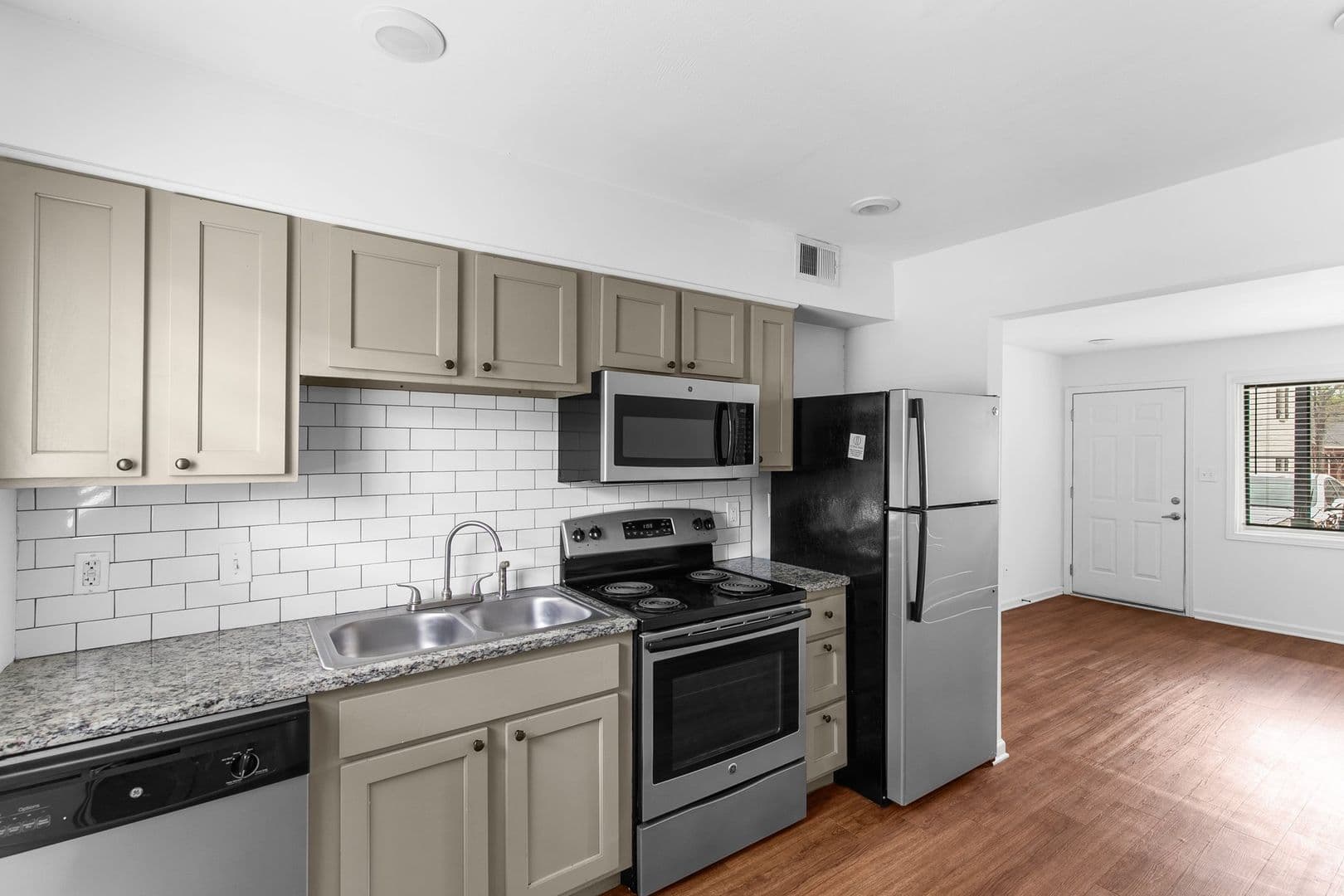 Birmingham Apartment: 4416-4420 5th Ave S