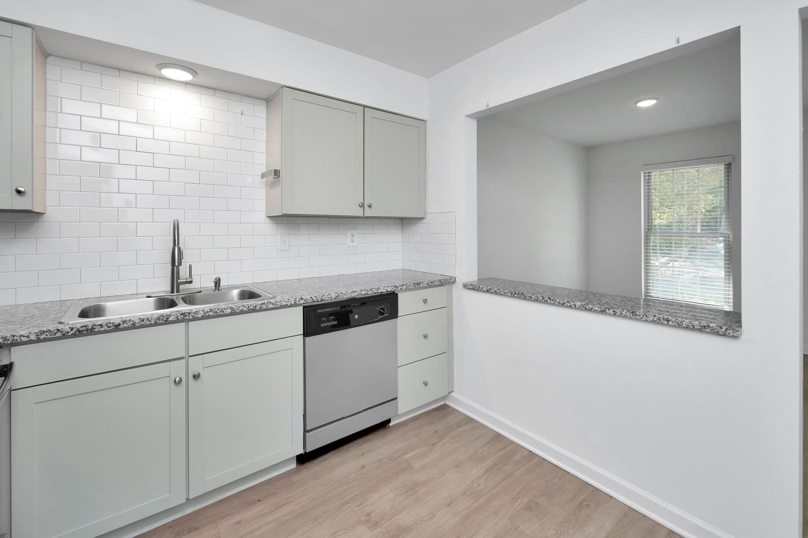 Birmingham Apartment: 1413 11th Pl S
