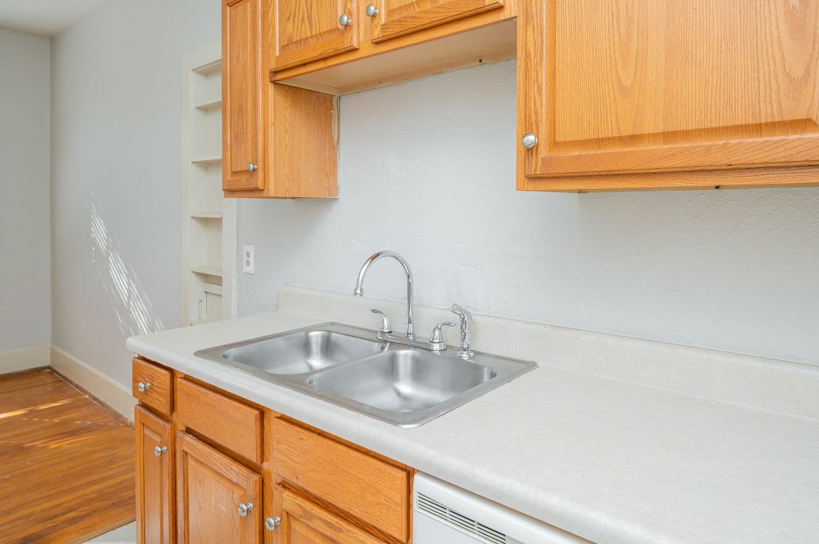 Birmingham Apartment: 1223 29th St S