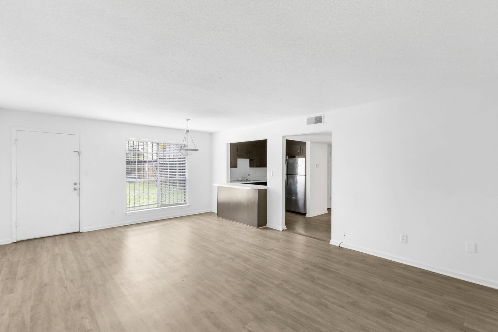 Birmingham Apartment: 1629 14th Ave S