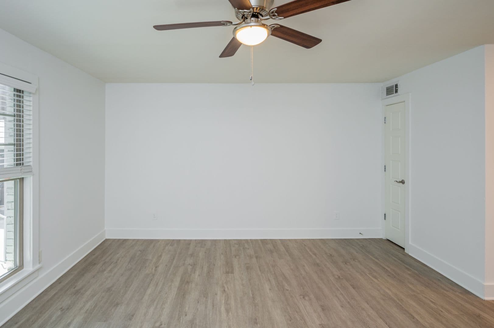 Birmingham Apartment: 3300 Cliff Road S