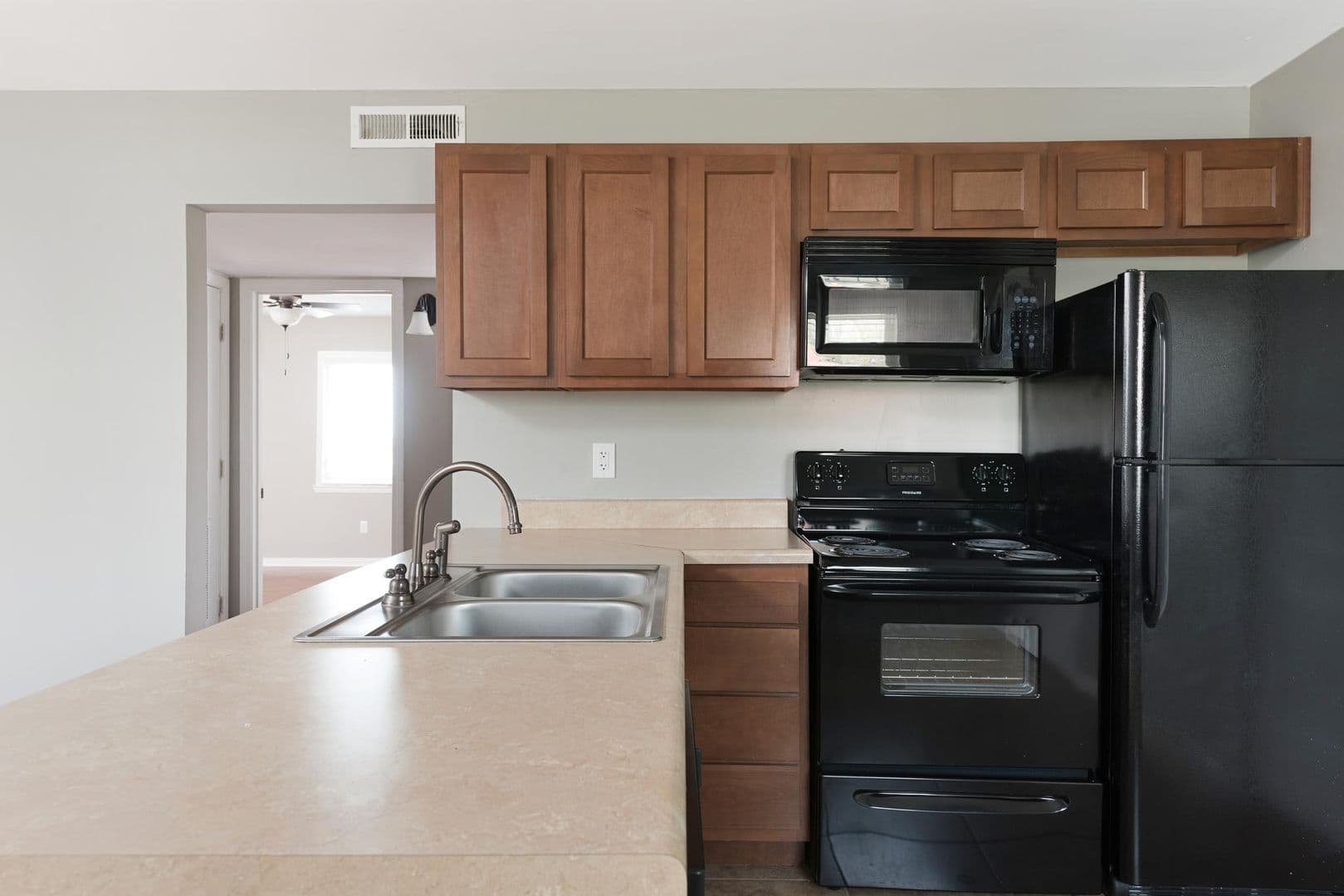 Birmingham Apartment: 3732 4th Ave S