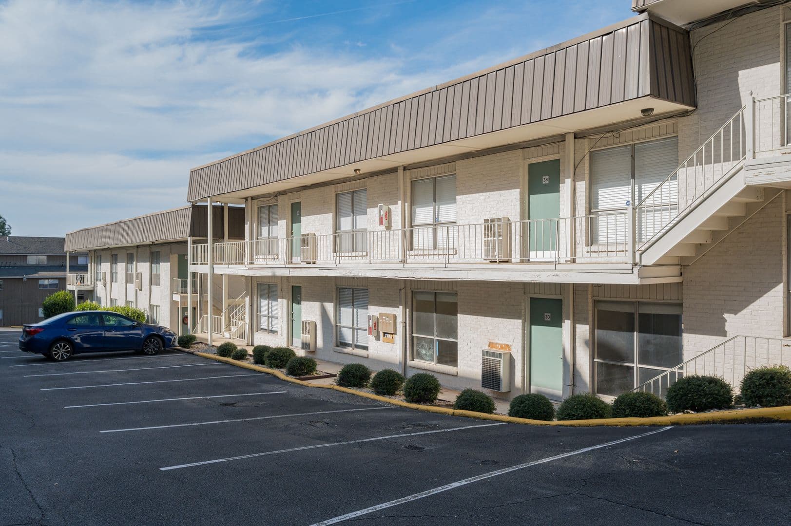 Birmingham Apartment: 3400 Cliff Road