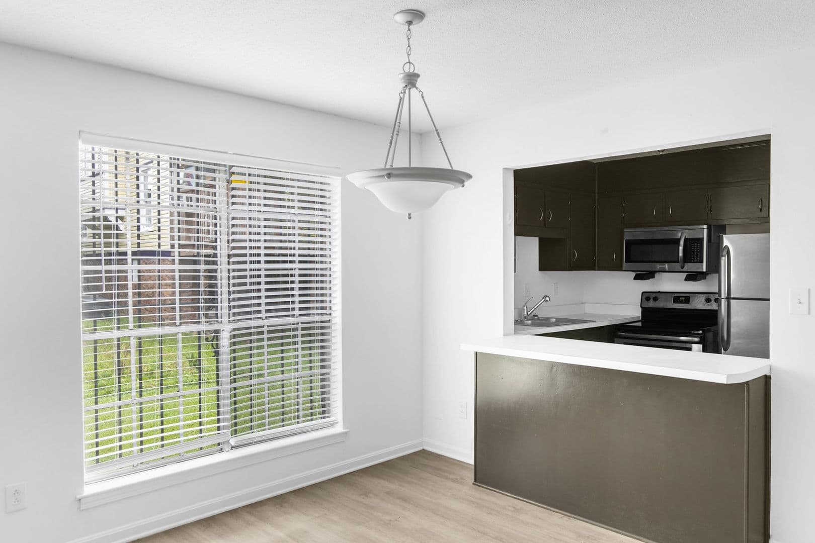 Birmingham Apartment: 1629 14th Ave S