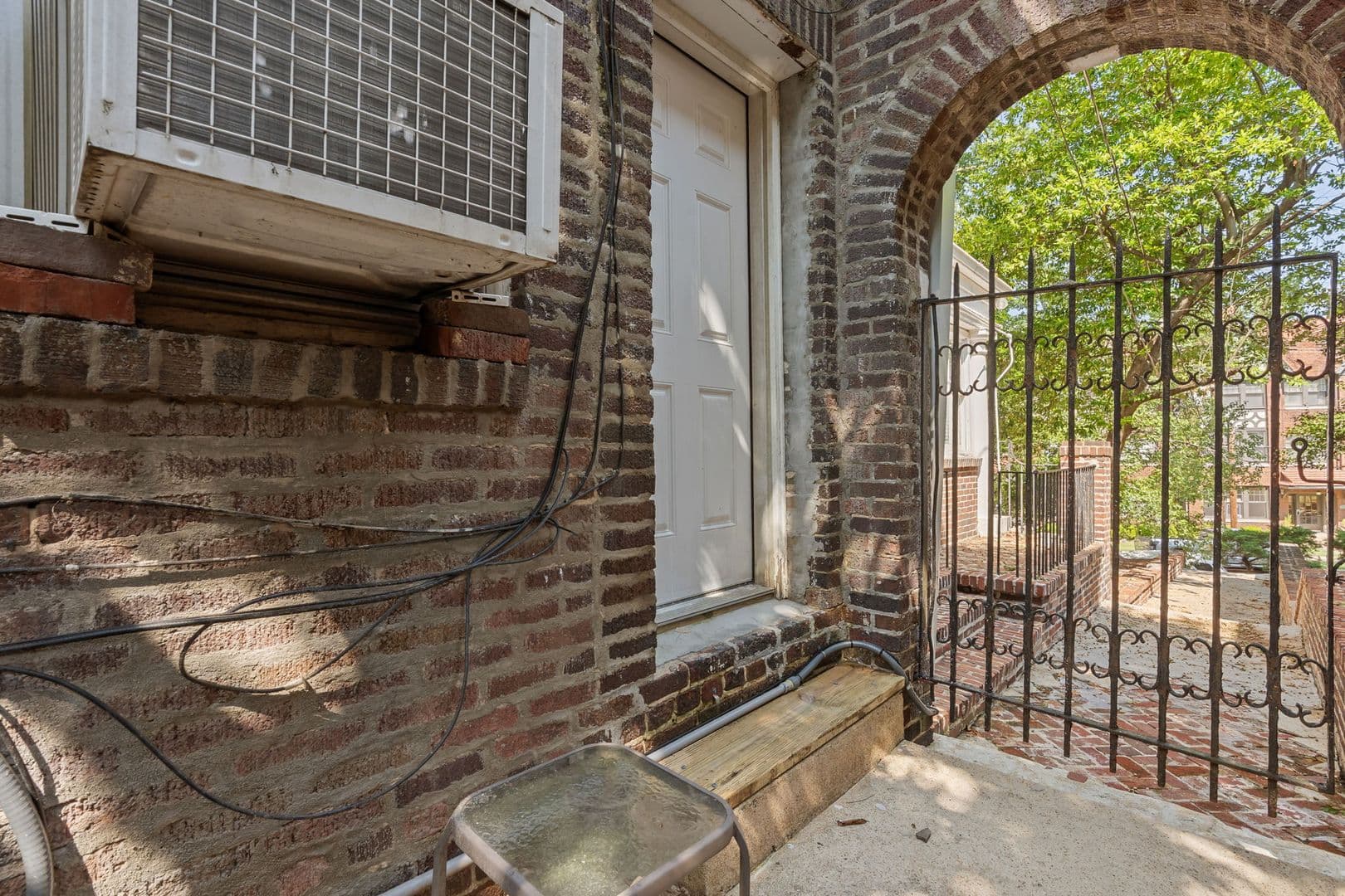 Birmingham Apartment: 3003 13th Ave S