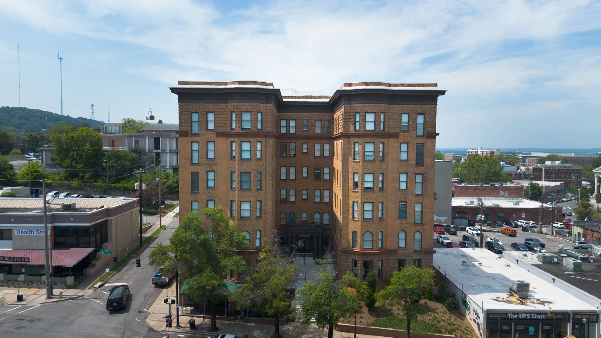 Birmingham Apartment: 1124 20th Street South