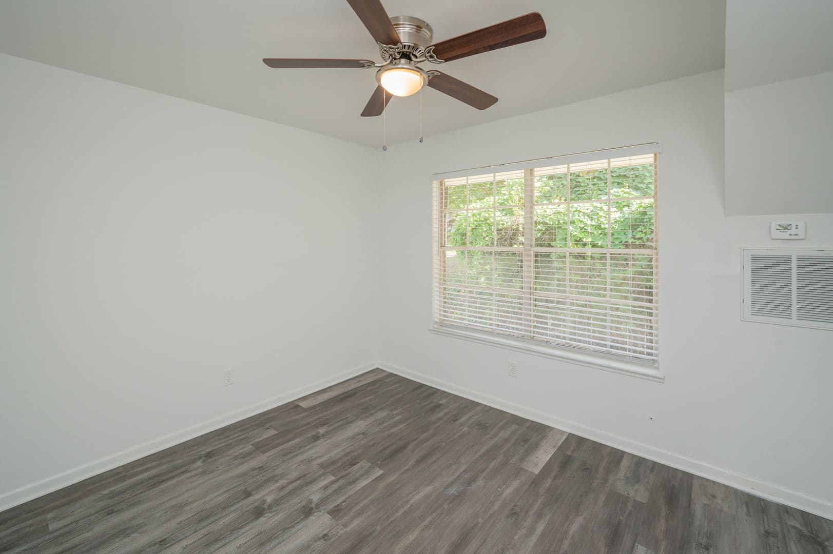 Birmingham Apartment: 3477 Cliff Terrace S