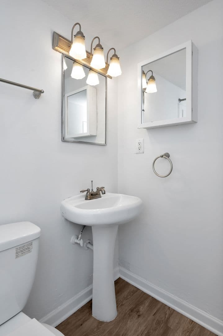 Birmingham Apartment: 1620 11th Place S