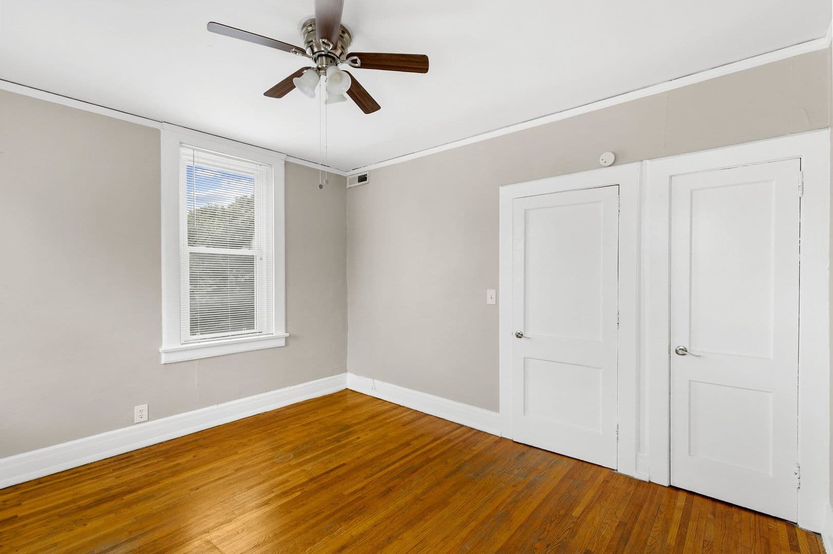 Birmingham Apartment: 2155 11th Court S