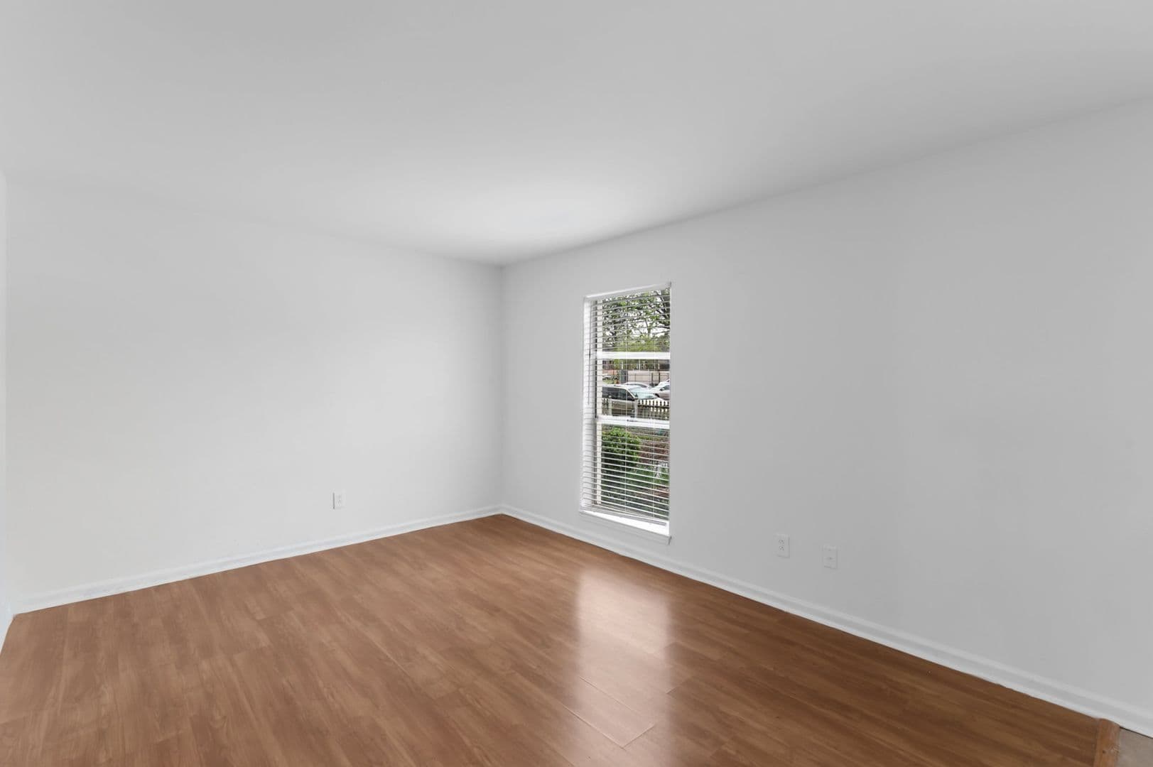 Birmingham Apartment: 1119 11th Place S
