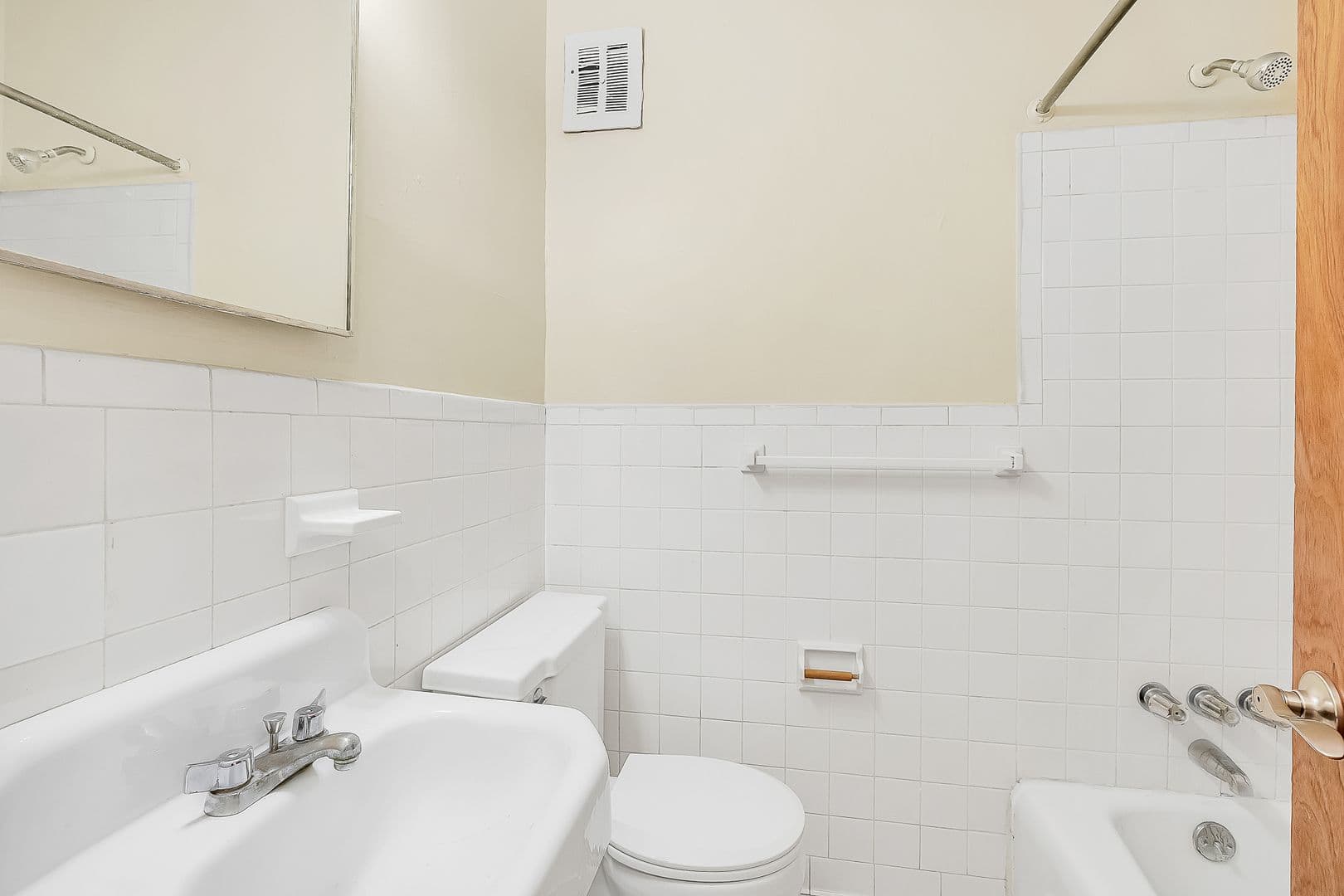Birmingham Apartment: 2305 Arlington Crescent