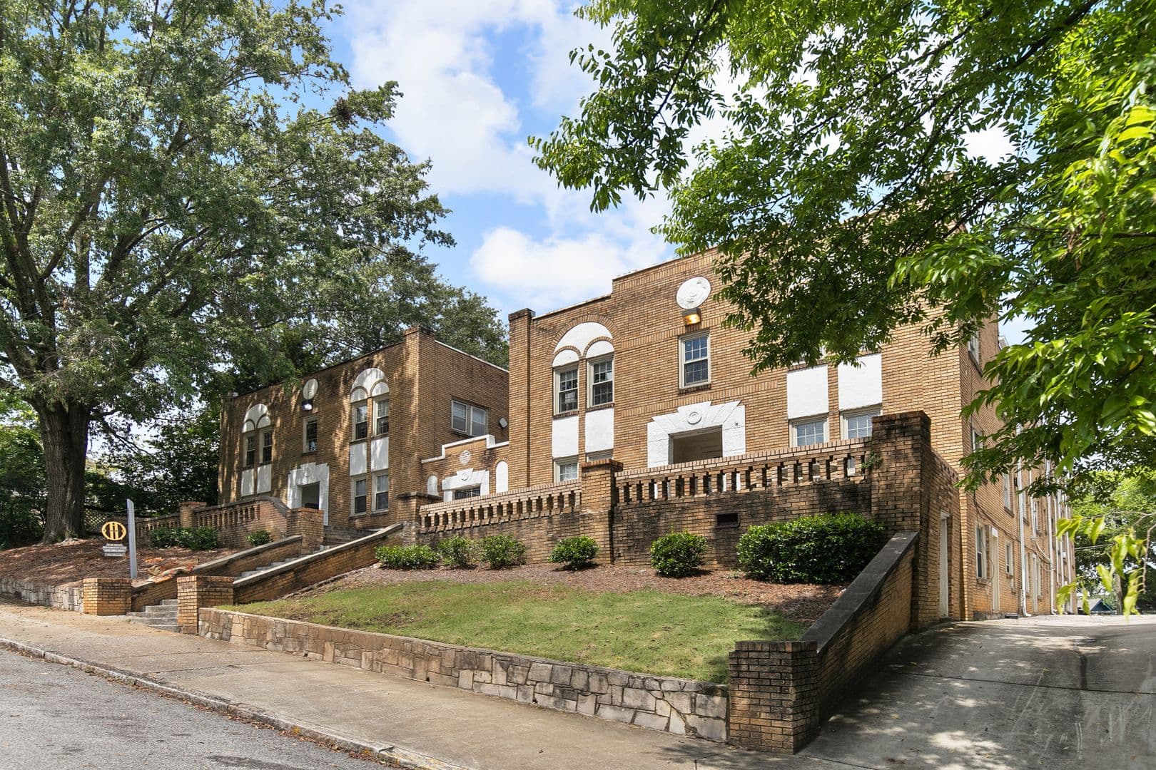 Birmingham Apartment: 1340 14th Ave S