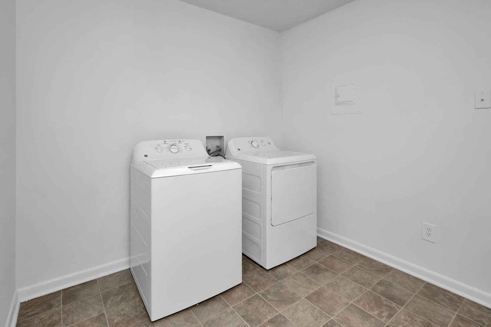 Birmingham Apartment: 1640-1644 12th Street S