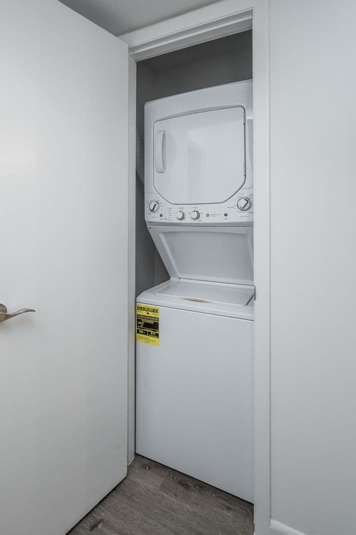 Birmingham Apartment: 3314 Cliff Road S
