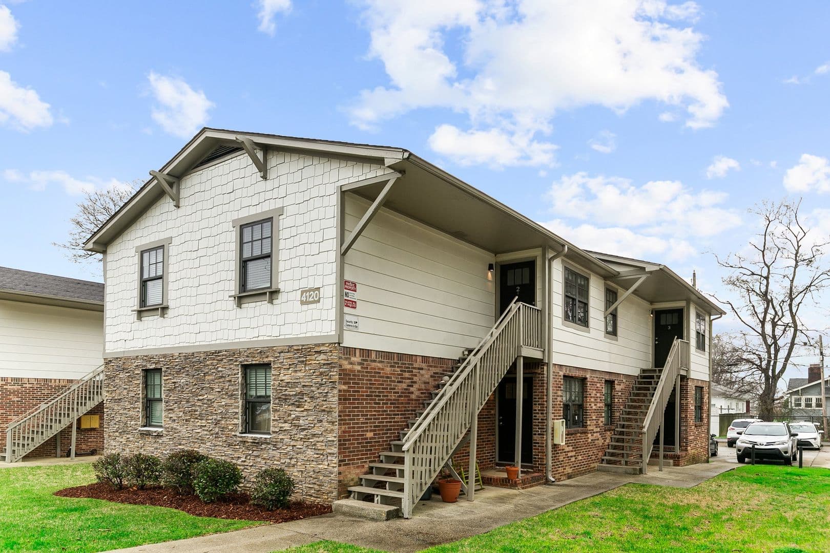 Birmingham Apartment: 4112 5th Avenue S
