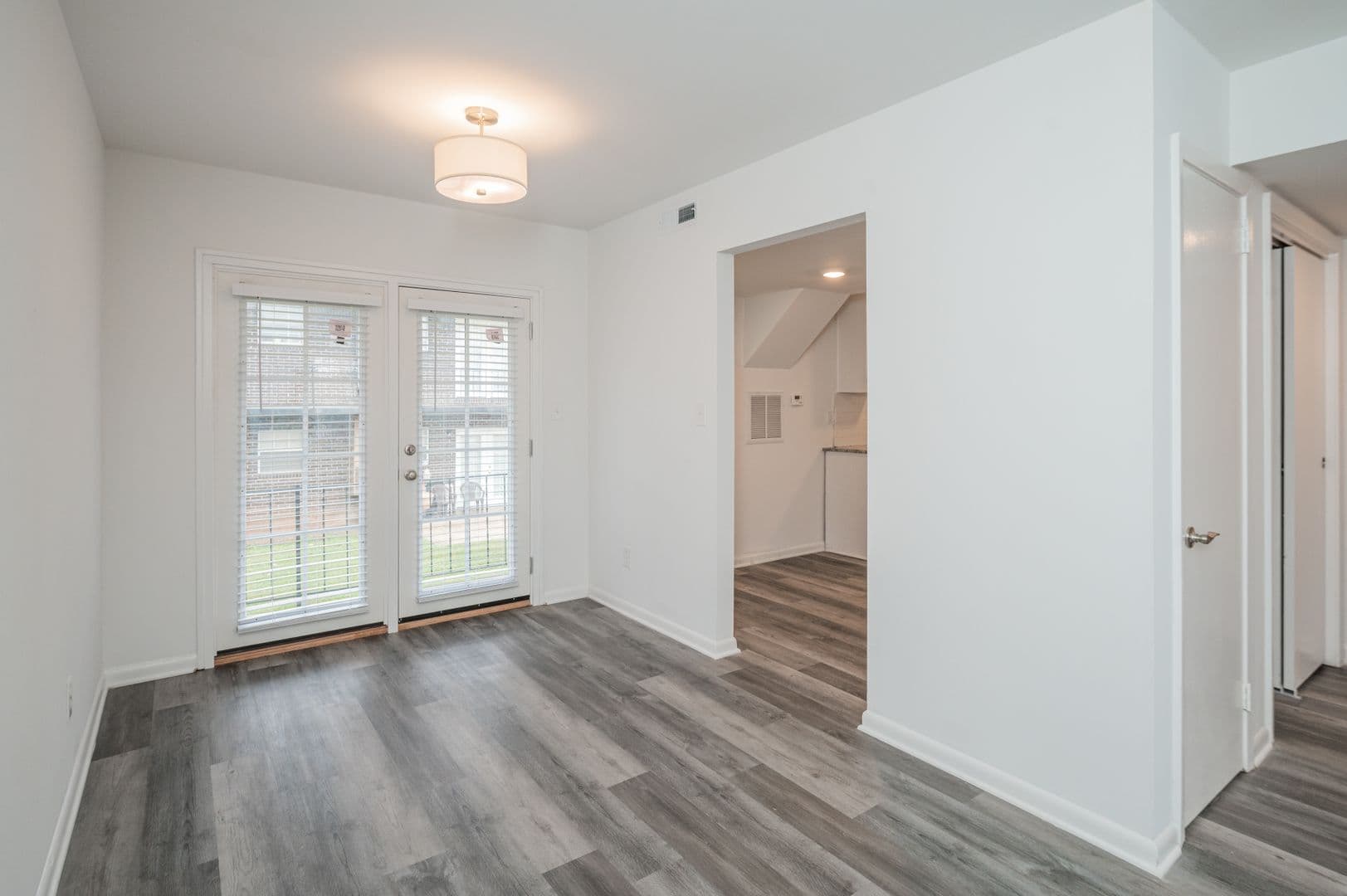 Birmingham Apartment: 3477 Cliff Terrace S