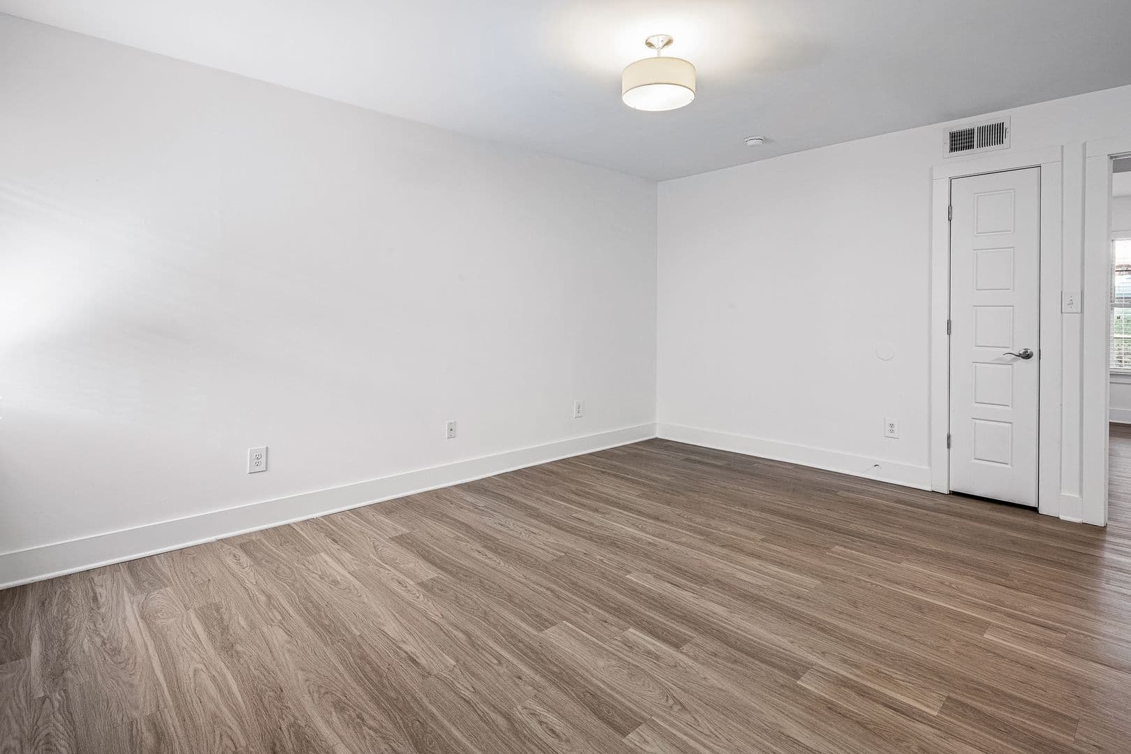 Birmingham Apartment: 4226 5th Ave S
