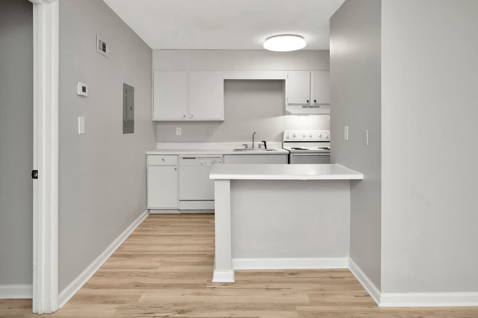Birmingham Apartment: 1708 14th Avenue South