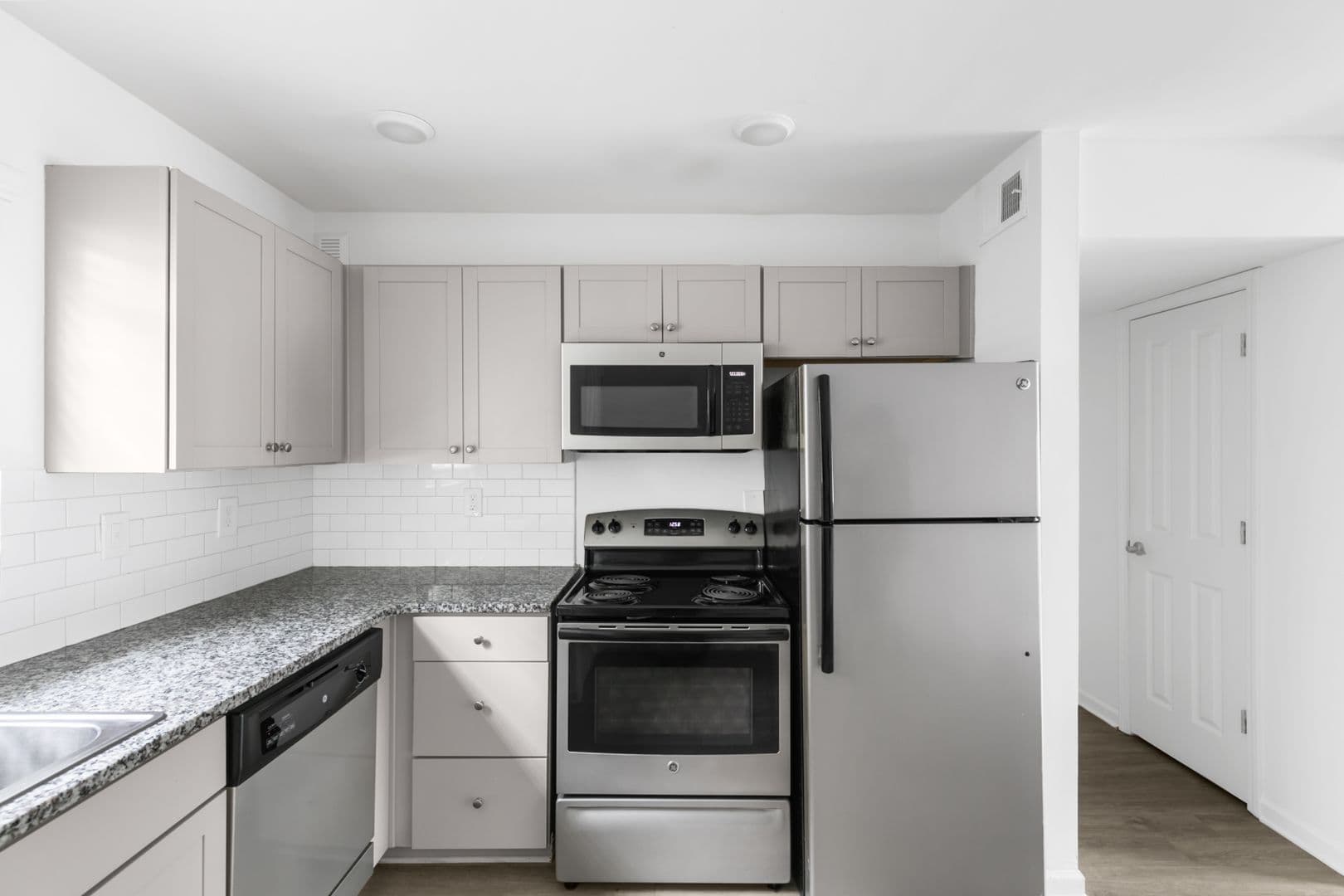 Birmingham Apartment: 1322 15th Ave S