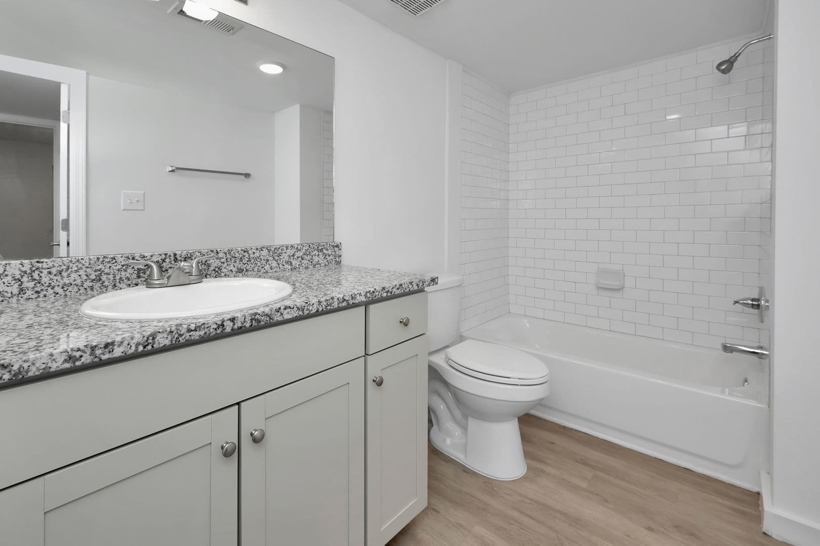 Birmingham Apartment: 1413 11th Pl S