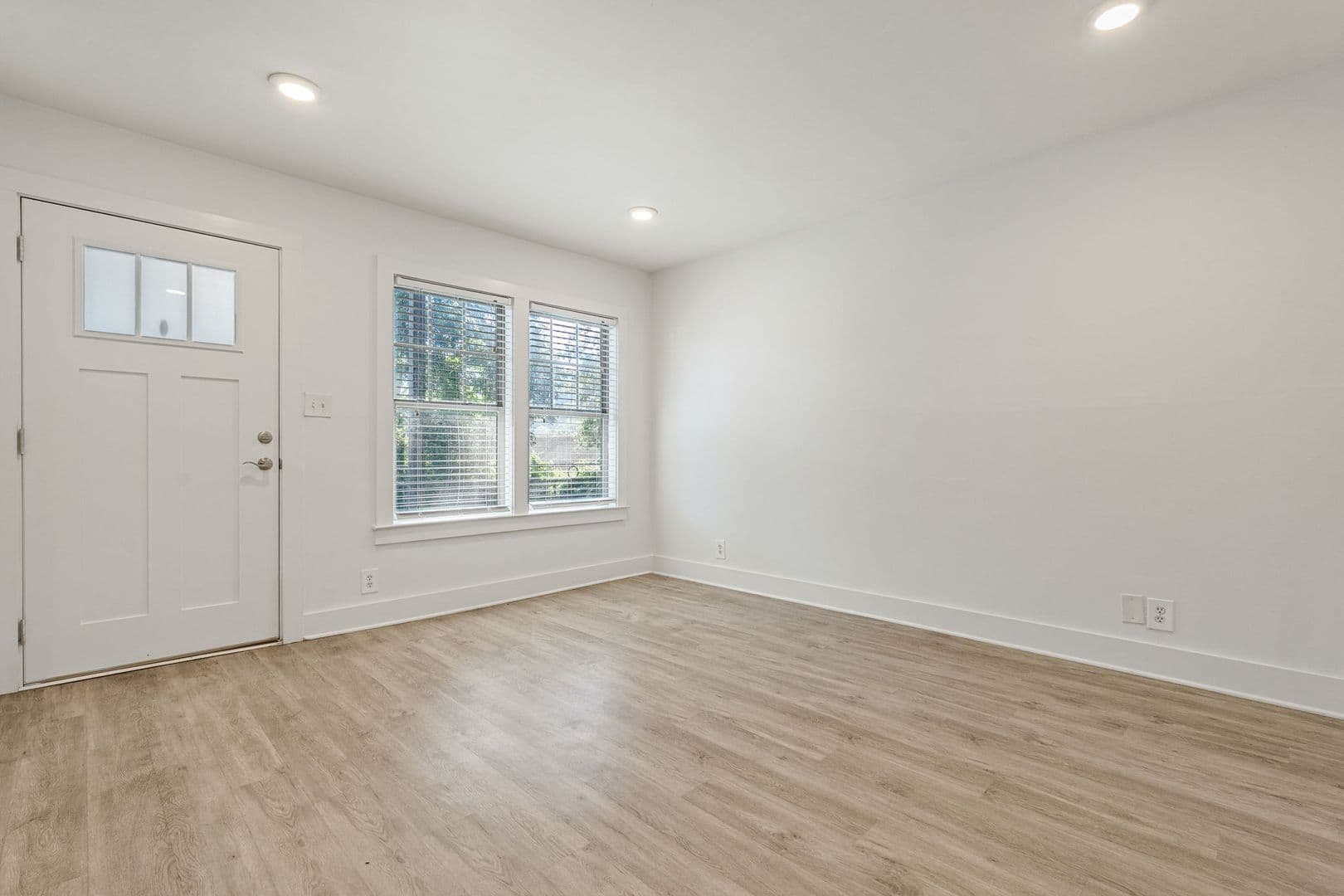 Birmingham Apartment: 1633 13th Ave S
