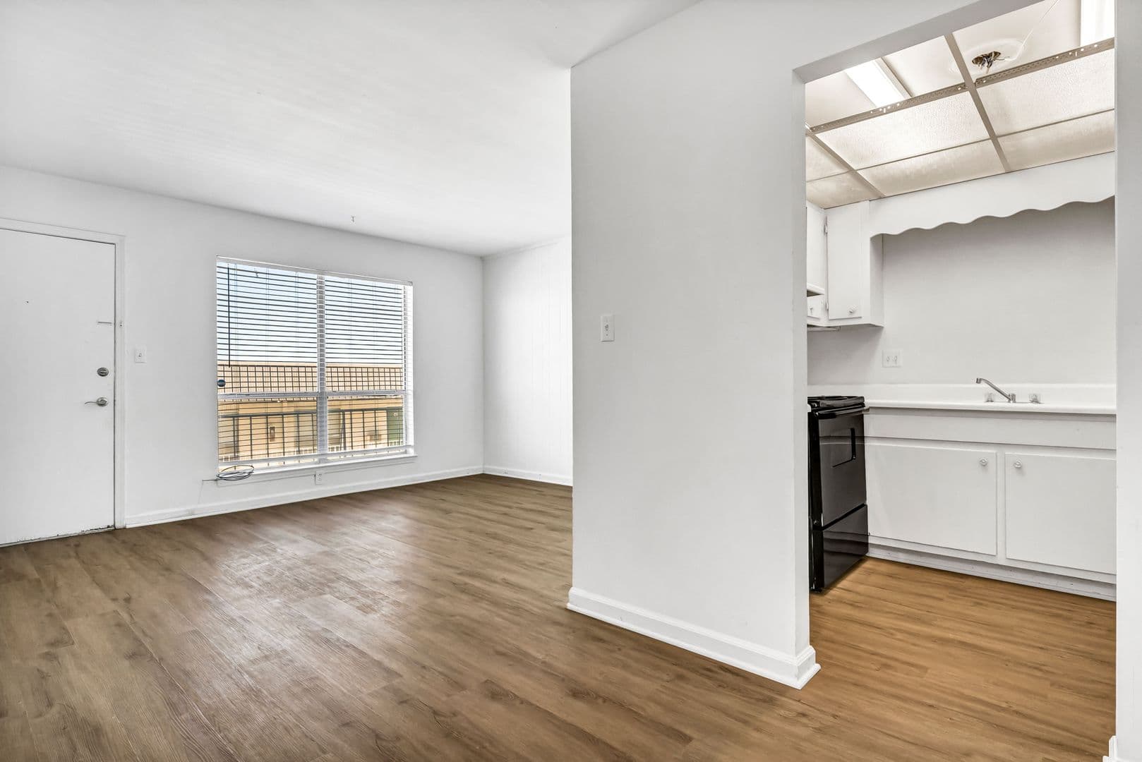 Birmingham Apartment: 3400 Cliff Road