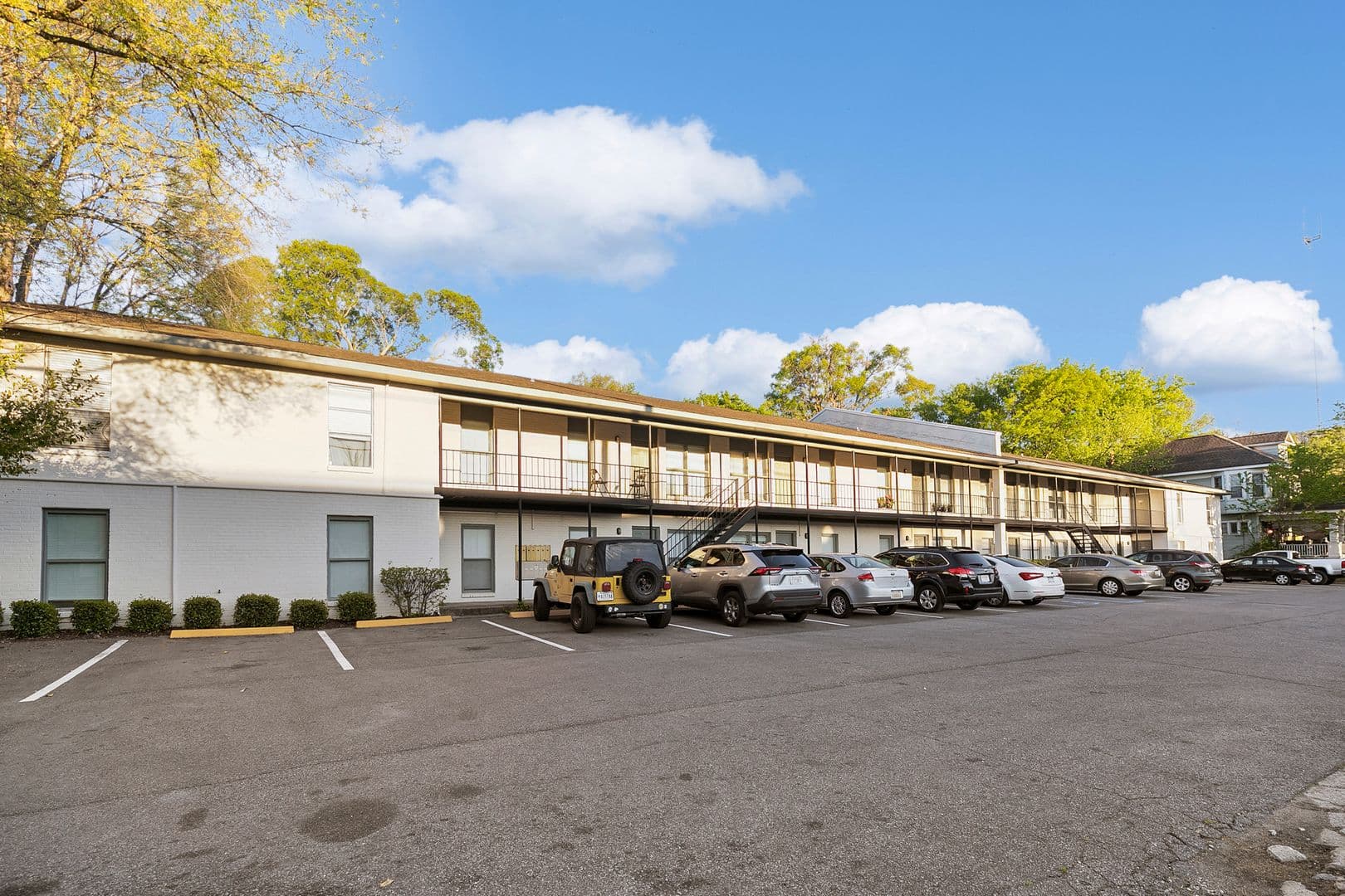 Birmingham Apartment: 1119 11th Place S