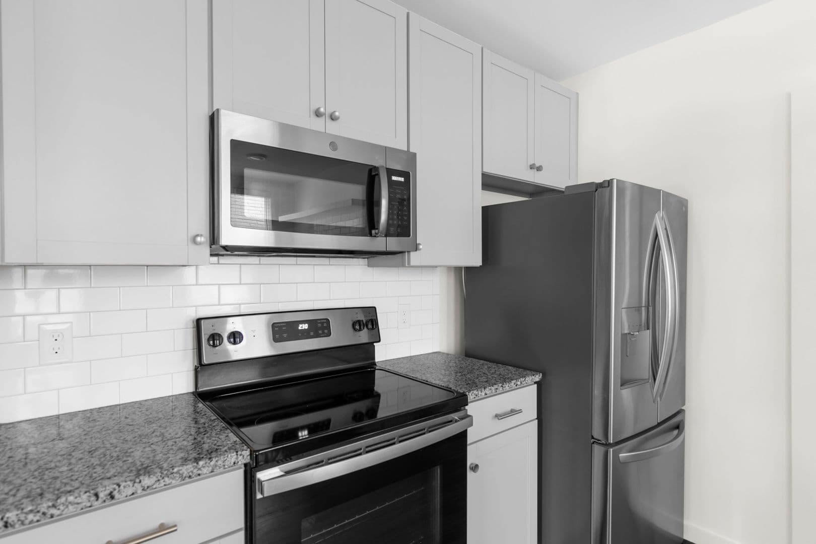 Birmingham Apartment: 901 38th St S