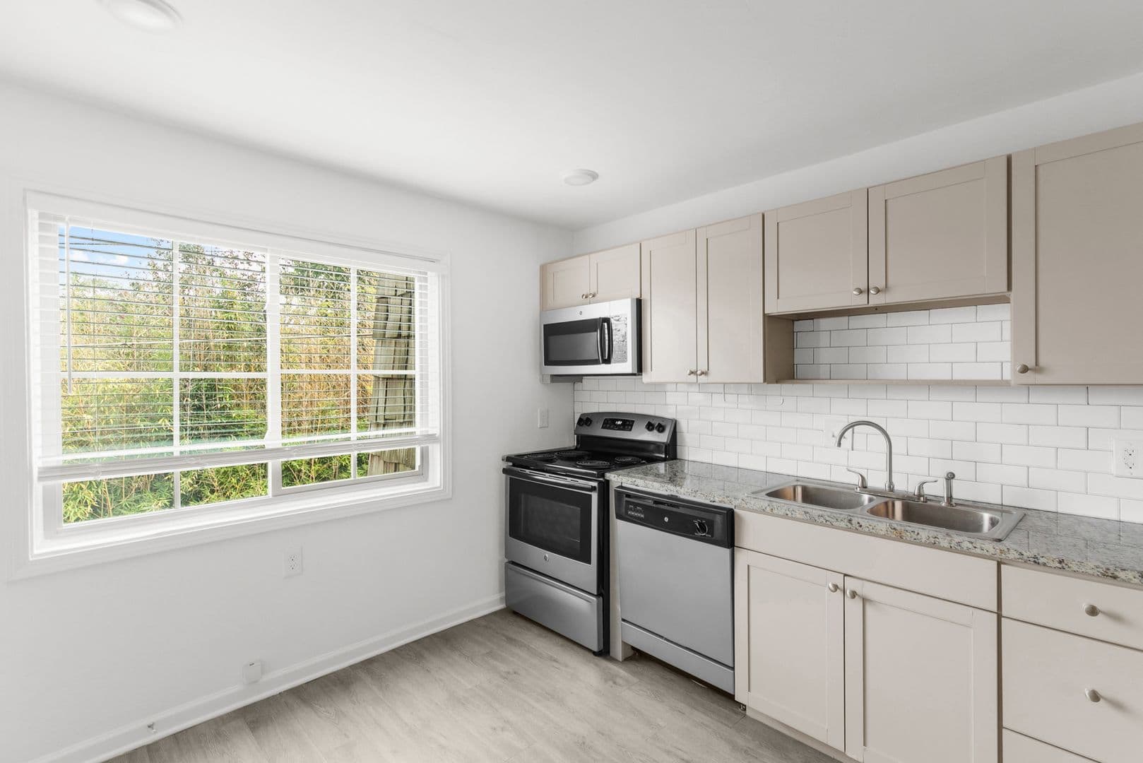 Birmingham Apartment: 827 30th Street S
