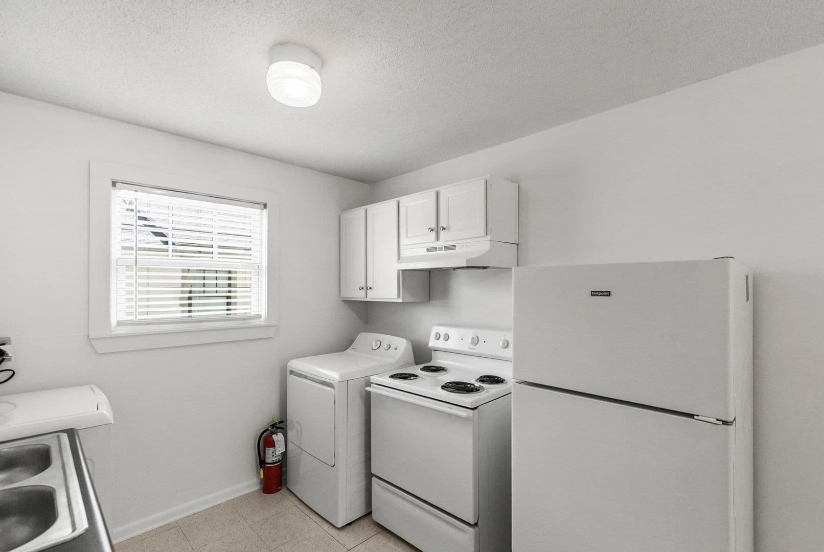 Birmingham Apartment: 4112 5th Avenue S