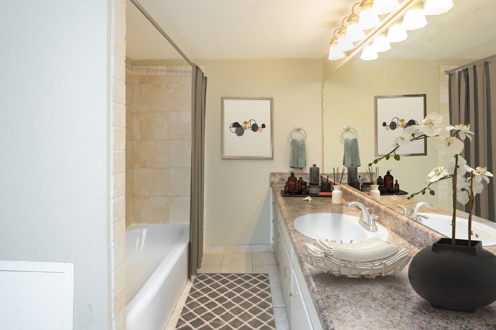 Birmingham Apartment: 1300 Altamont Way South